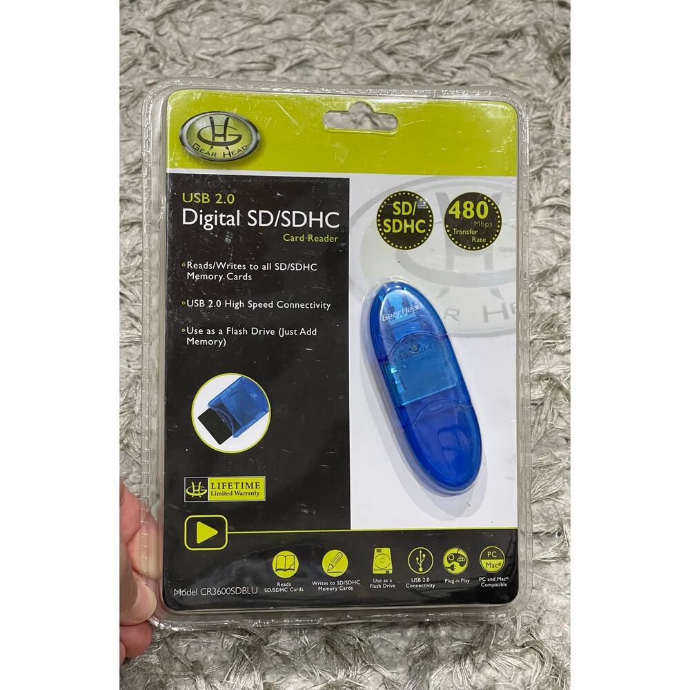 Gear Head Digital Card Reader one USB 2.0 SD/SDHC